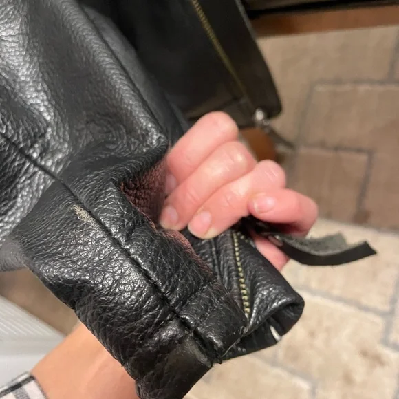 SOLD Harley Leather Jacket - Black - Picture 3 of 9